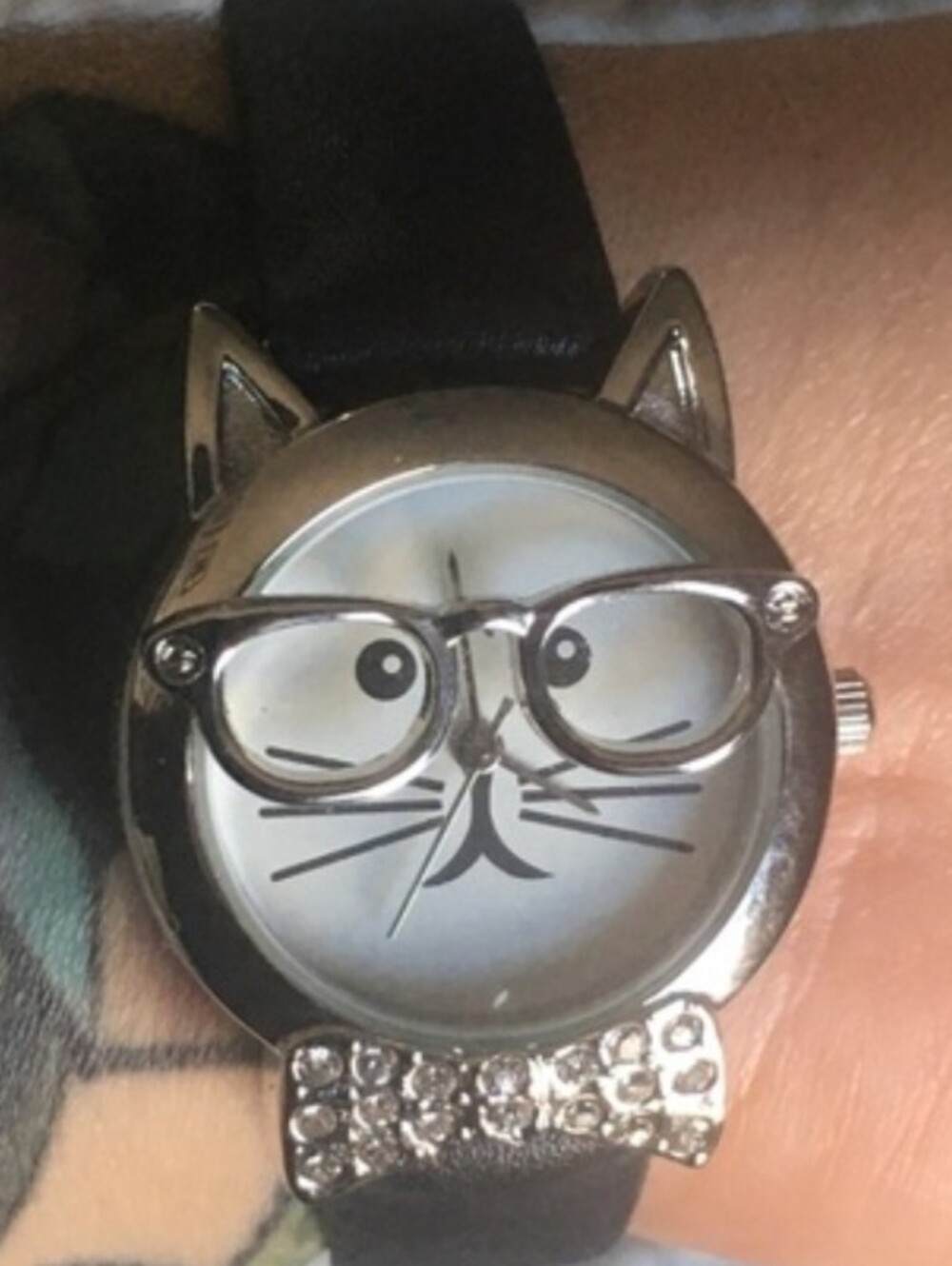 Cat Face Crystal Bow Leather Strap Watch - Black